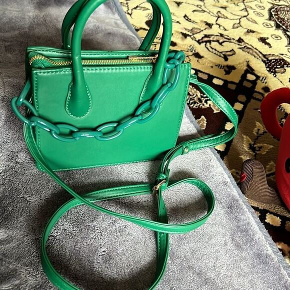 Women’s small bag,NWOT - Picture 3 of 7